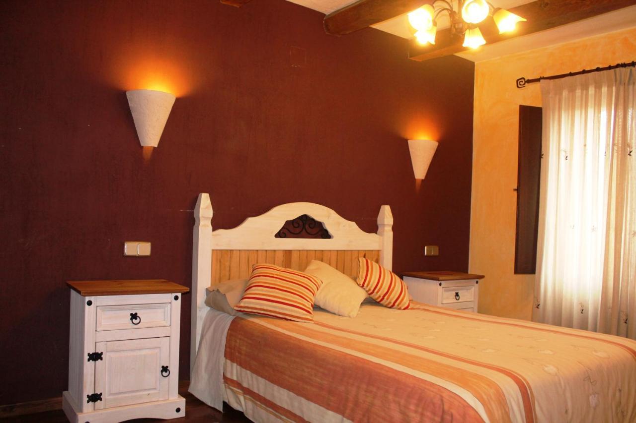 Villa La Hijuela à Navafría Extérieur photo