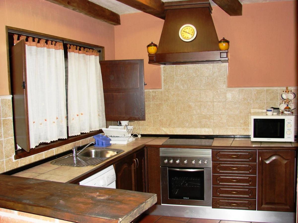 Villa La Hijuela à Navafría Extérieur photo